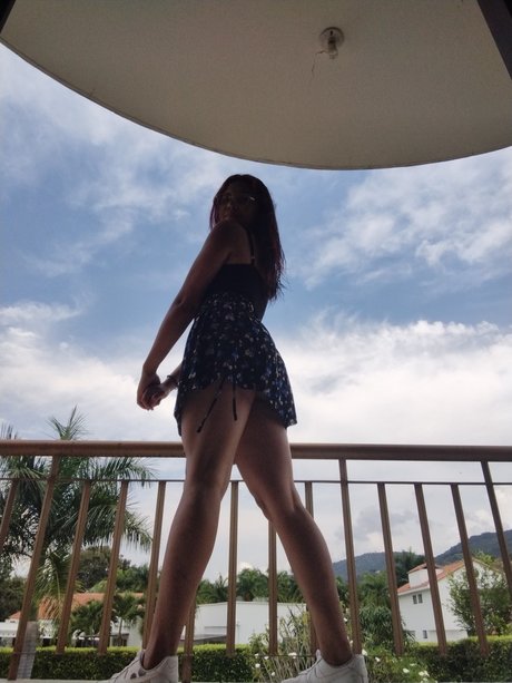 Naakte gelekte OnlyFans-foto van Laura Ruiz