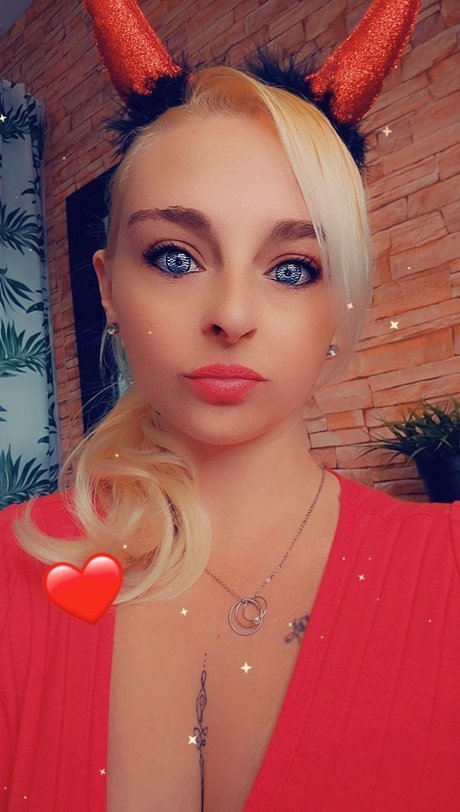Обнаженная фотография утечки OnlyFans от Curvy Phycho