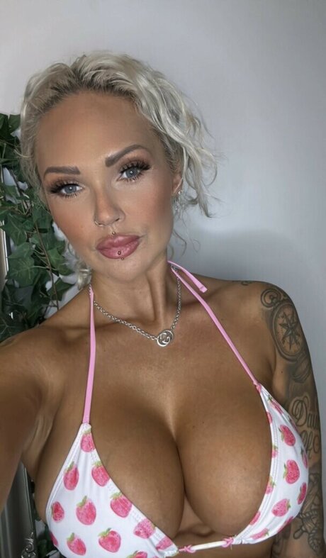 Camilla Jayne