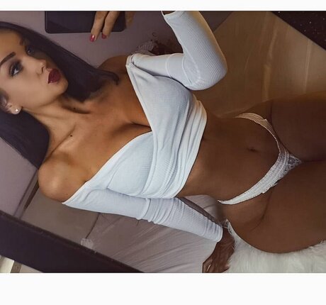 Leonieschnbck OnlyFans 유출 누드 사진