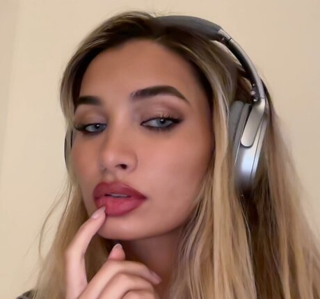 Pia Mia Perez