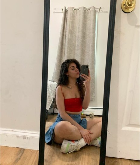 Photo nue de fuite OnlyFans de Carolinanitnelav