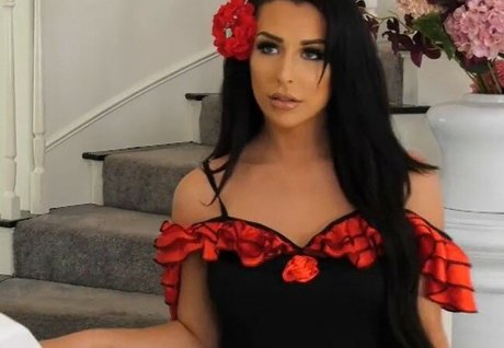 Naken lekkede OnlyFans-bilde av Chanel Santini