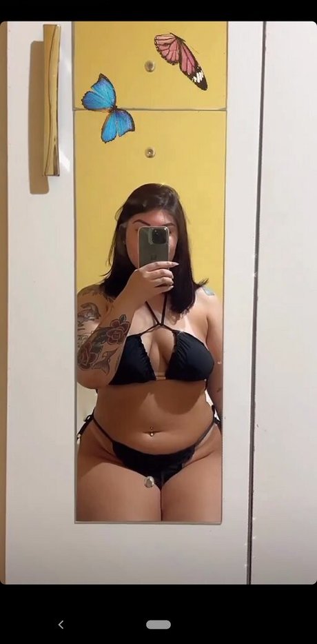 Lauratavora OnlyFans泄露裸照