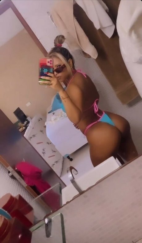 Naken lekkede OnlyFans-bilde av Mykaele Maylane