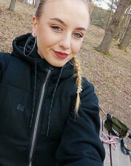 Hollyclue