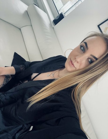 Hollyclue
