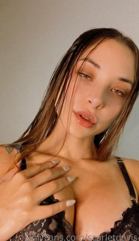Scarletdavis OnlyFans泄露裸照