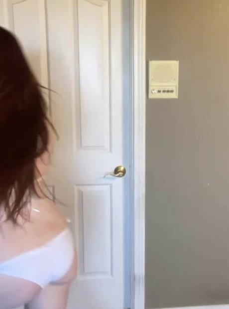 Lisa Foiles