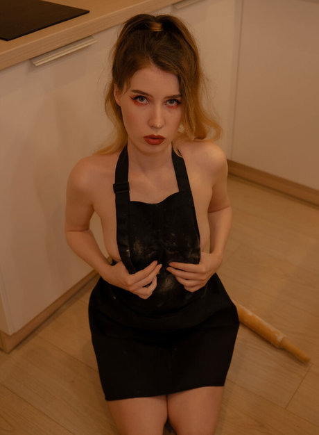 Nahá fotka uniklých OnlyFans od Mood Asmr