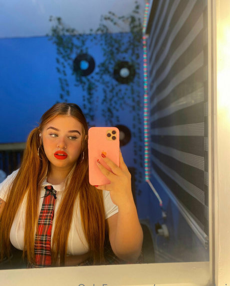 Nahá fotka uniklých OnlyFans od Orgasmosabri