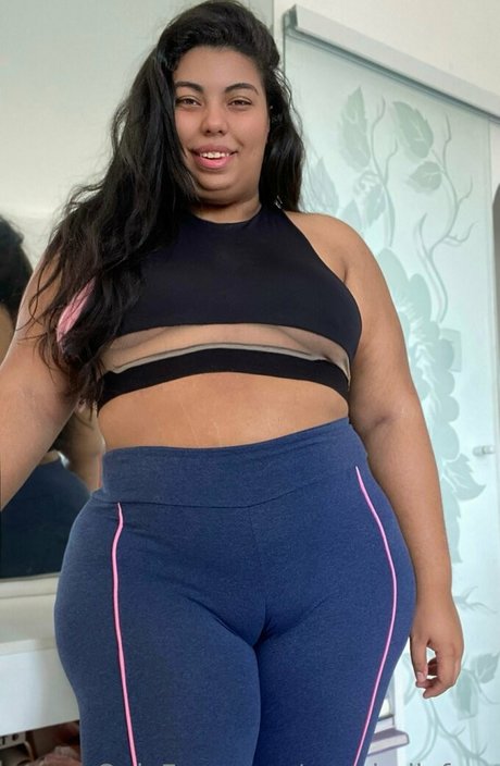 Peachellafree