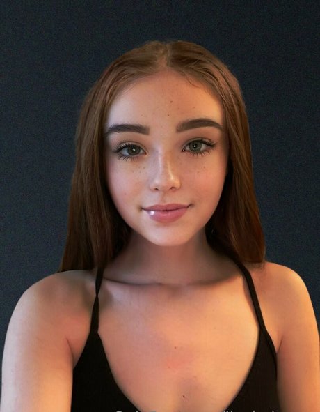 Naken lekkede OnlyFans-bilde av Livyjadeucf