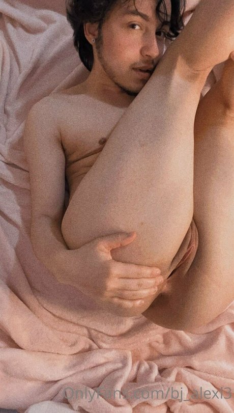 Naakte gelekte OnlyFans-foto van Xox0kai0xox