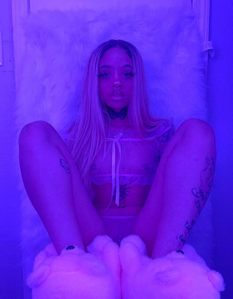 Naken lekkede OnlyFans-bilde av Tiffanylannettevip