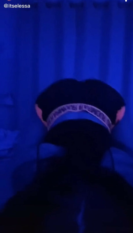 Naken lekkede OnlyFans-bilde av Itselessa