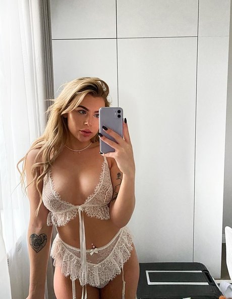 Nahá fotka uniklých OnlyFans od Irltinax