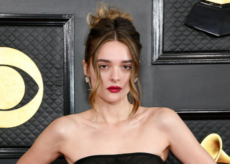Naken läckt OnlyFans-bild av Charlotte Lawrence