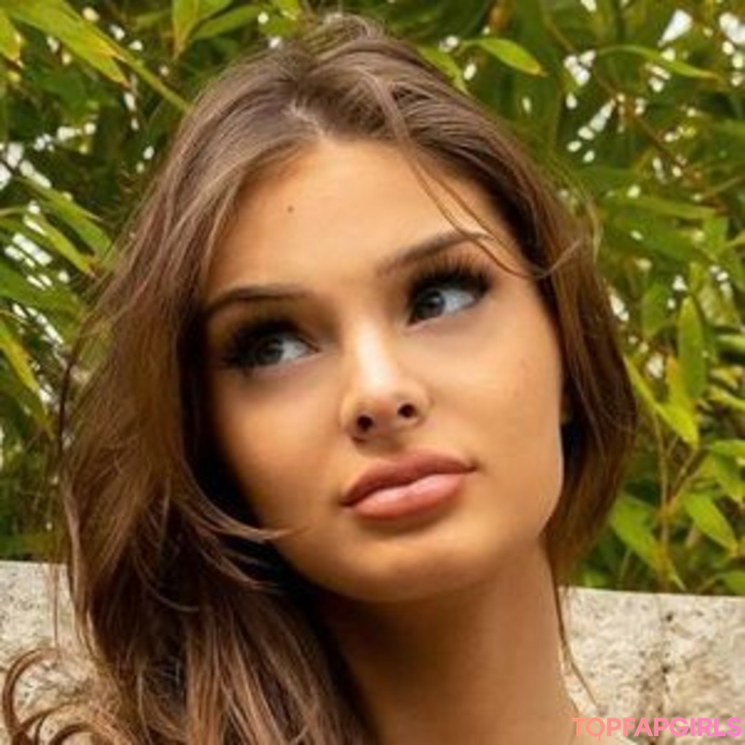 Alasti lekkinud OnlyFans-i pilt Brighton Sharbino #26