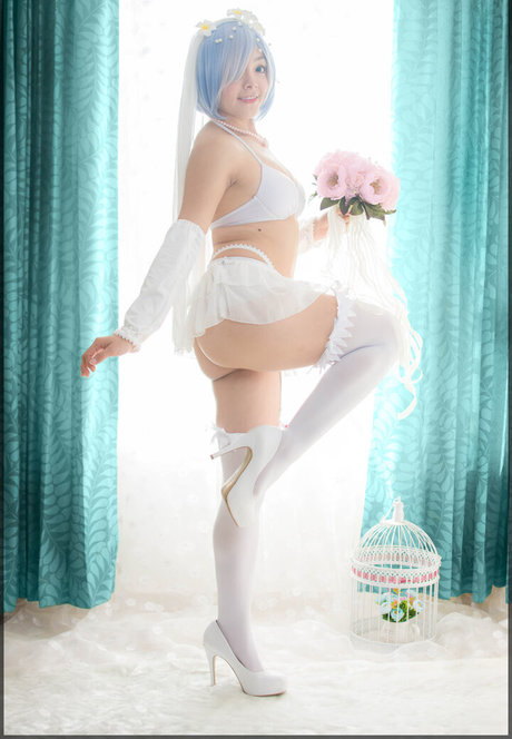 Hitomi Locks