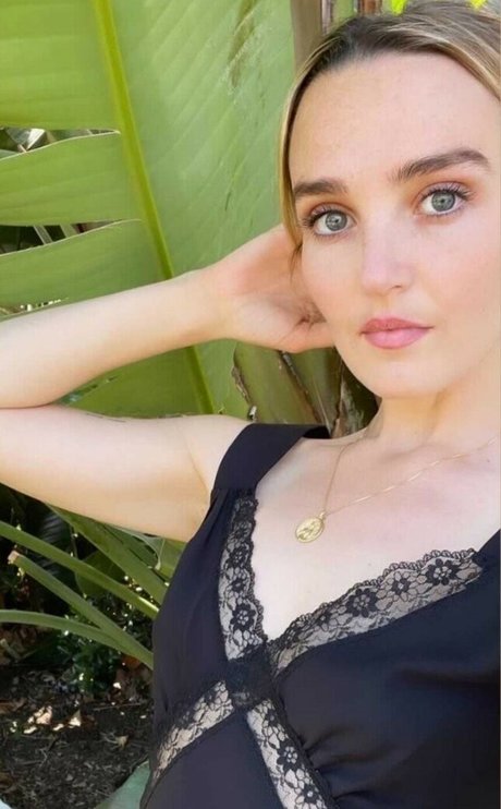Chloe Fineman