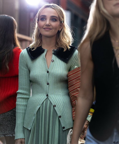 Chloe Fineman
