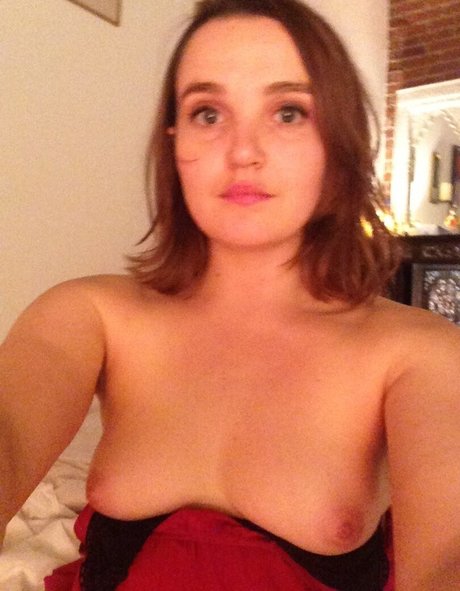 Chloe Fineman