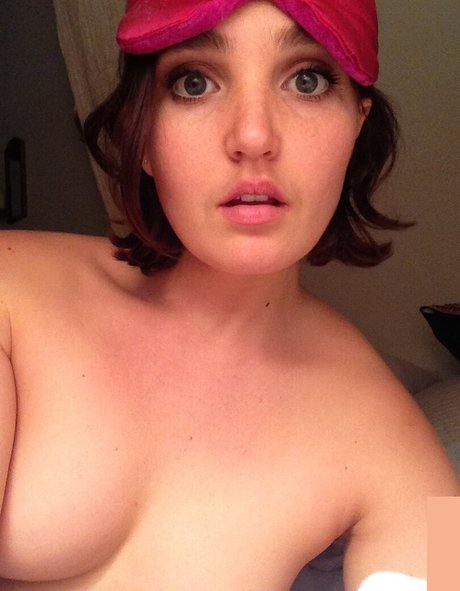 Chloe Fineman
