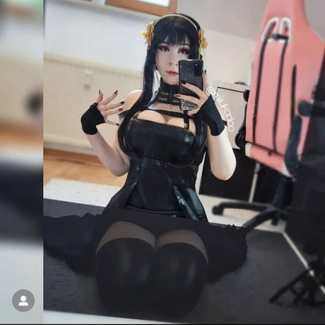 Nahá fotka uniklých OnlyFans od Miukadoo