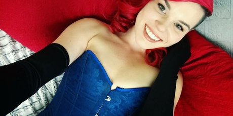 Scarlettfoxplay