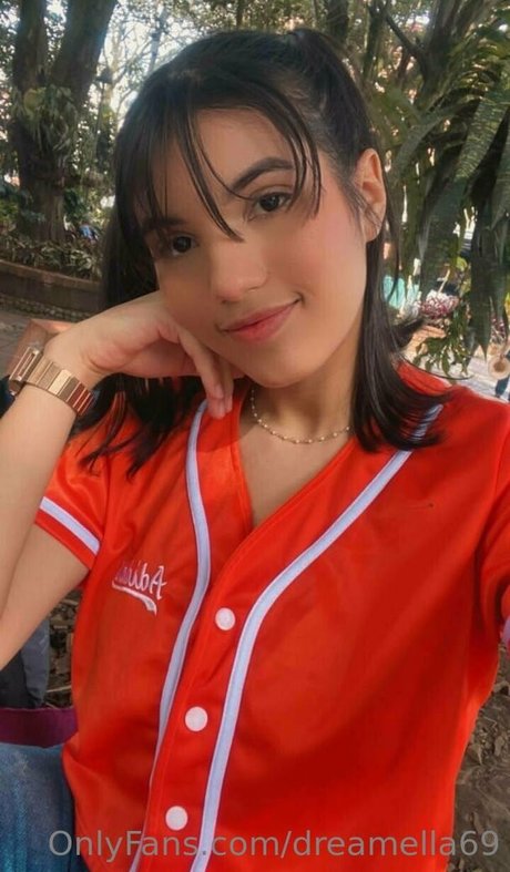 Dreamella69 OnlyFans泄露裸照