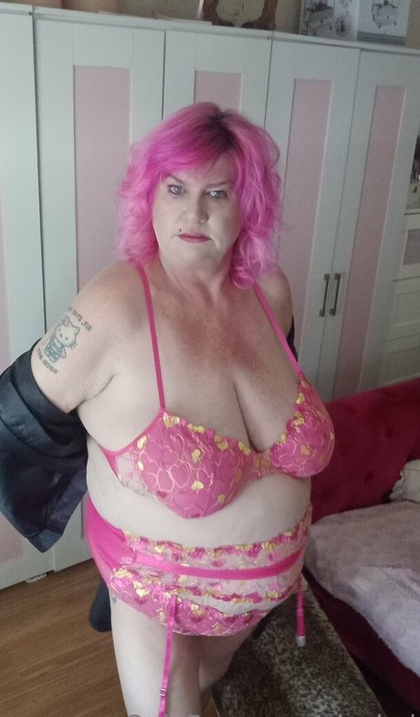 Pinkywinky22