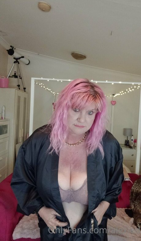 Pinkywinky22