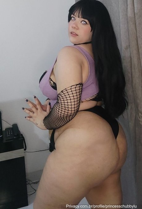 Nahá fotka uniklých OnlyFans od Chubby Lu
