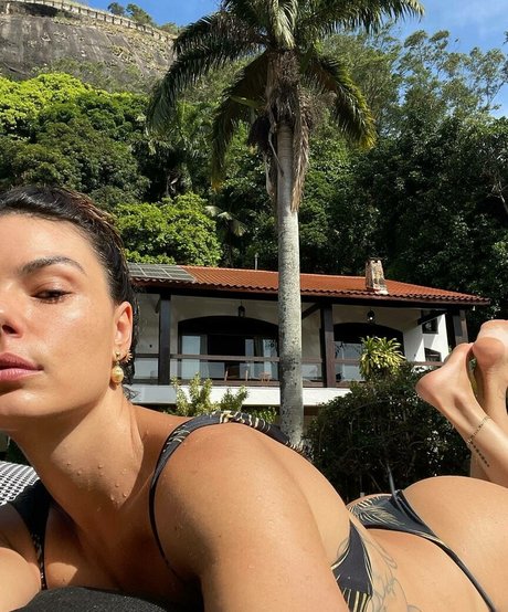 Isis Valverde