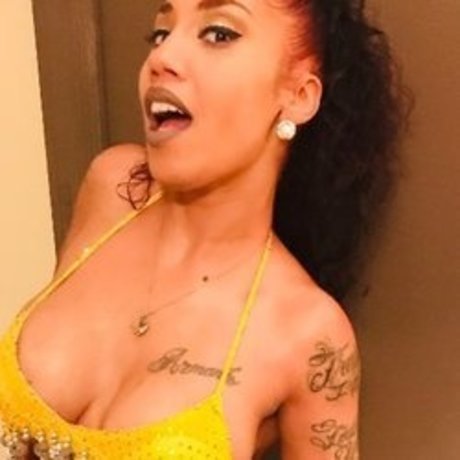 Lexxxlola OnlyFans