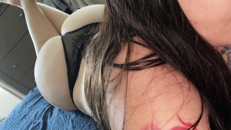 Alasti lekkinud OnlyFans-i pilt Alexa Davonn