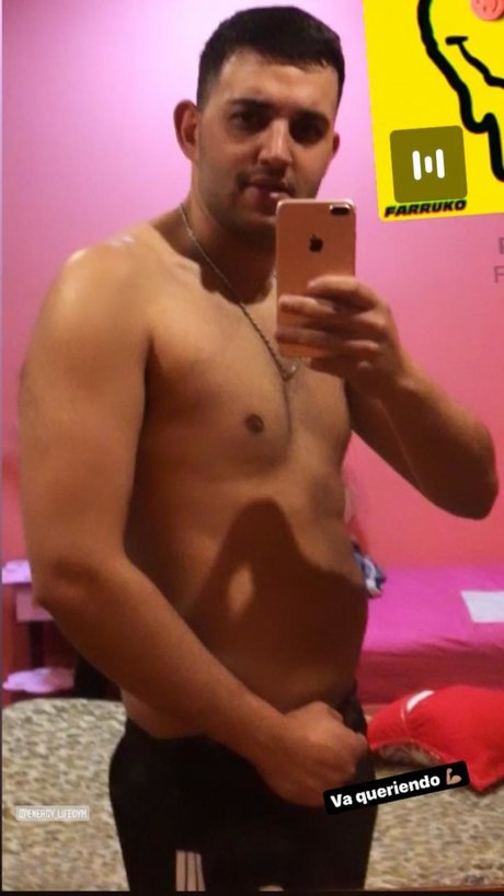 Обнаженная фотография утечки OnlyFans от Leo Js