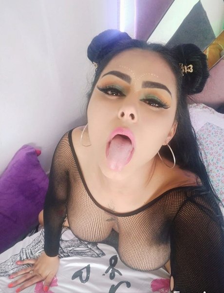 Обнаженная фотография утечки OnlyFans от La Paisita 