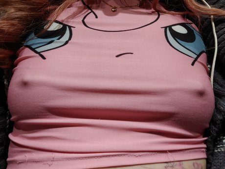 Naakte gelekte OnlyFans-foto van Phoenix
