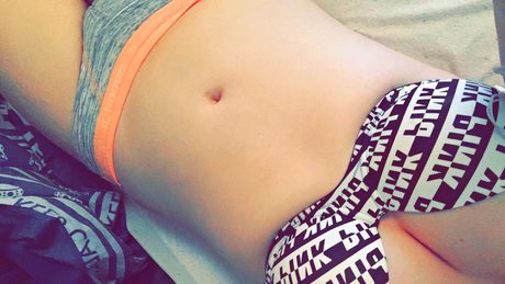 Naken lekkede OnlyFans-bilde av L 
