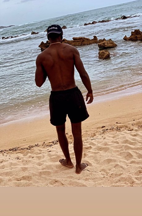 Nahá fotka uniklých OnlyFans od Bee Lee