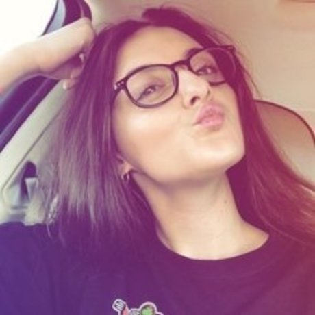 Naken läckt OnlyFans-bild av Charlie