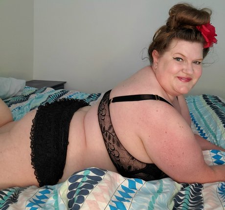 Naken läckt OnlyFans-bild av Lavender Lush