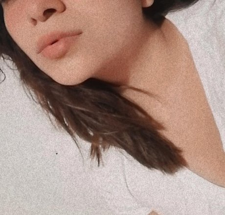 Alasti lekkinud OnlyFans-i pilt Lava Baby 