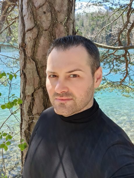 Nagie wyciekłe zdjęcie OnlyFans od Laurentiu Pol