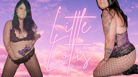 Foto nua vazada do OnlyFans de Little Lotus