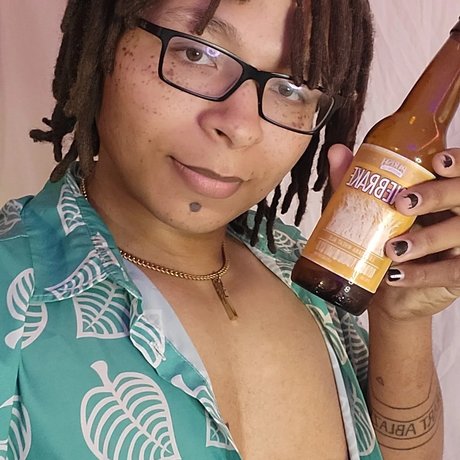 Foto di nudo di fuga di OnlyFans di Alvin Engerwolf