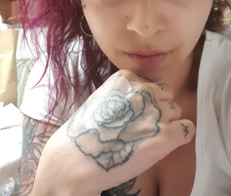 Foto nua vazada do OnlyFans de Inkedgirl1992