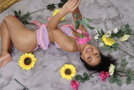 Naken läckt OnlyFans-bild av Peachy